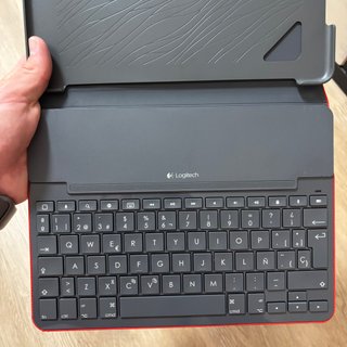 Funda Logitech Canvas iPad Air 2 con Teclado