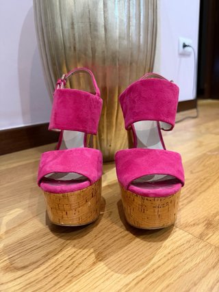 Sandalias Zara Plataforma Fucsia Talla 37