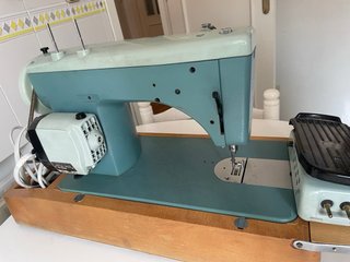 Máquina de coser Alfa