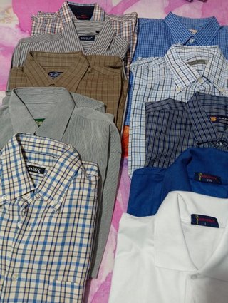 Lote de camisas de hombre