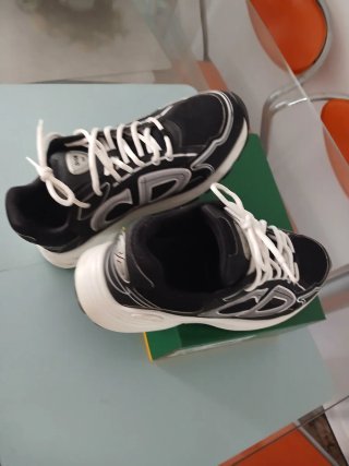 Deportivas Dior B30 Negras y Plateadas