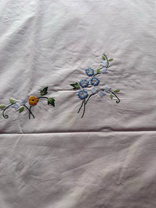 Toalha de mesa bordada floral