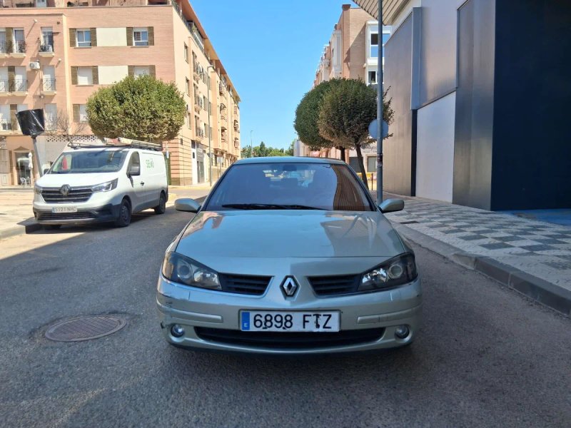 Renault Laguna 2007 - foto 1