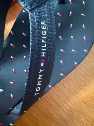 Chanclas Tommy Hilfiger Azul y Rojo