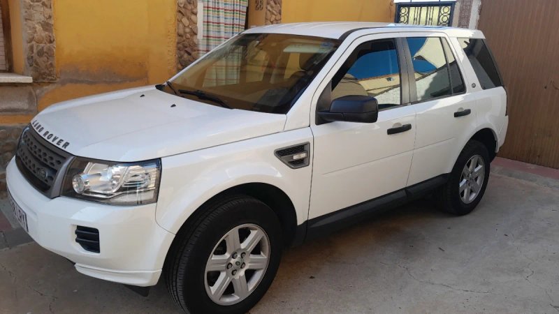 Land Rover Freelander 2013 - foto 1