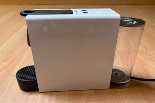 Cafetera Blanca Nespresso