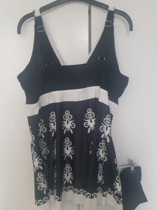 Tankini 3XL Negro y Blanco