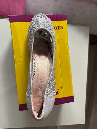 Zapato de salón Qunhui encaje plateado