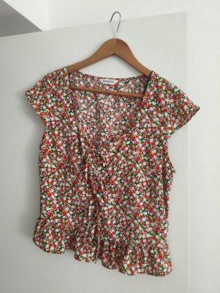 Blusa NAF NAF floral