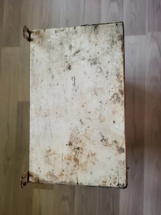 Botiquín antiguo madera beige para restaurar
