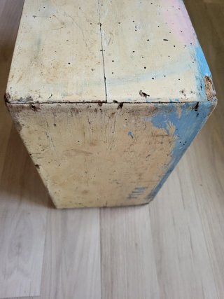 Botiquín antiguo madera beige para restaurar