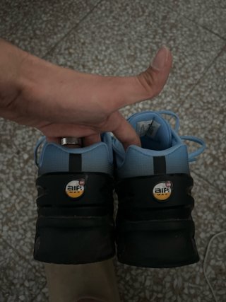 Zapatillas Nike Azules y Negras