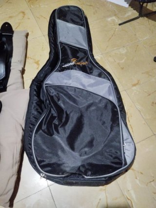 Guitarra Eléctrica Negra