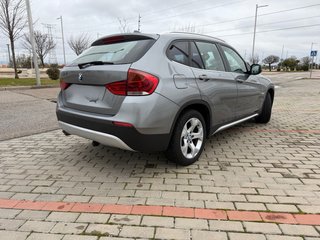 BMW X1 2011