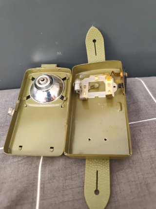 Linterna Militar Antigua,