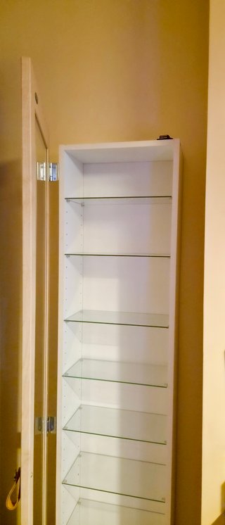 Vitrina IKEA BERTBY Descatalogada