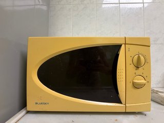 Microondas Bluesky Amarillo