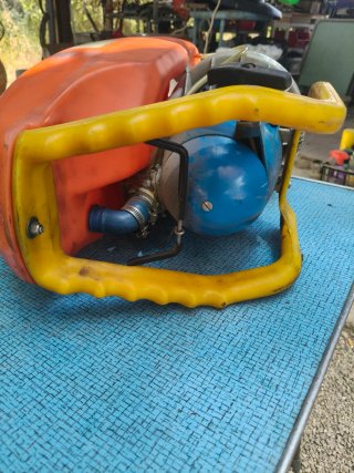 Aquascooter Oleo-Mac Modelo 400