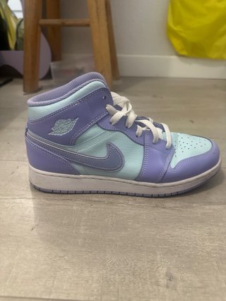 Nike Air Jordan Morado y Turquesa