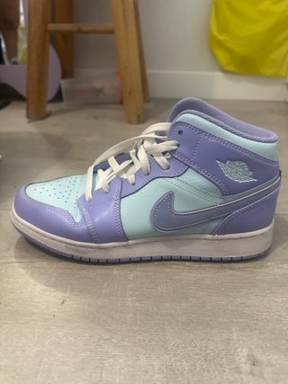 Nike Air Jordan Morado y Turquesa