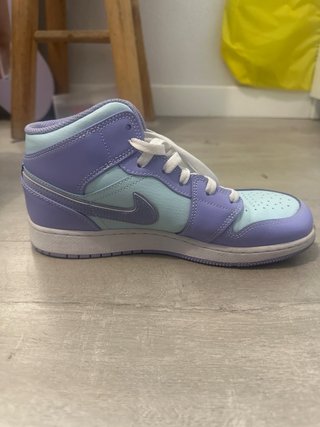 Nike Air Jordan Morado y Turquesa