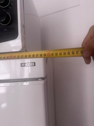 Frigorífico blanco LYNX con microondas LG