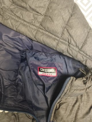 Abrigo Kappa azul y gris