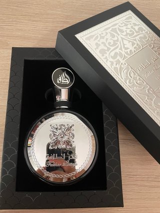 Perfume Fakhr Negro