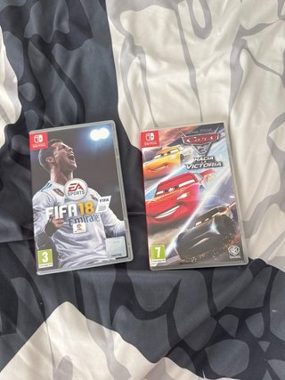 Nintendo Switch + Mandos Mario/Luigi + Funda