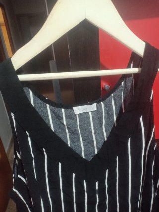 Blusa Yerse Rayas Blanco y Negro
