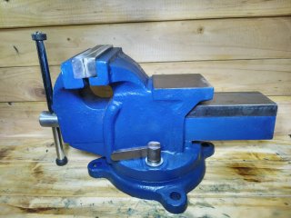 Tornillo de banco 150mm giratorio con yunque 21 kg