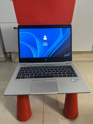 Ordenador portátil HP Elitebook i5 8 Gen TÁCTIL