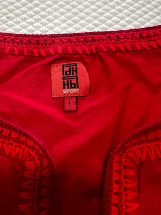 Camiseta Pedro del Hierro bordada roja