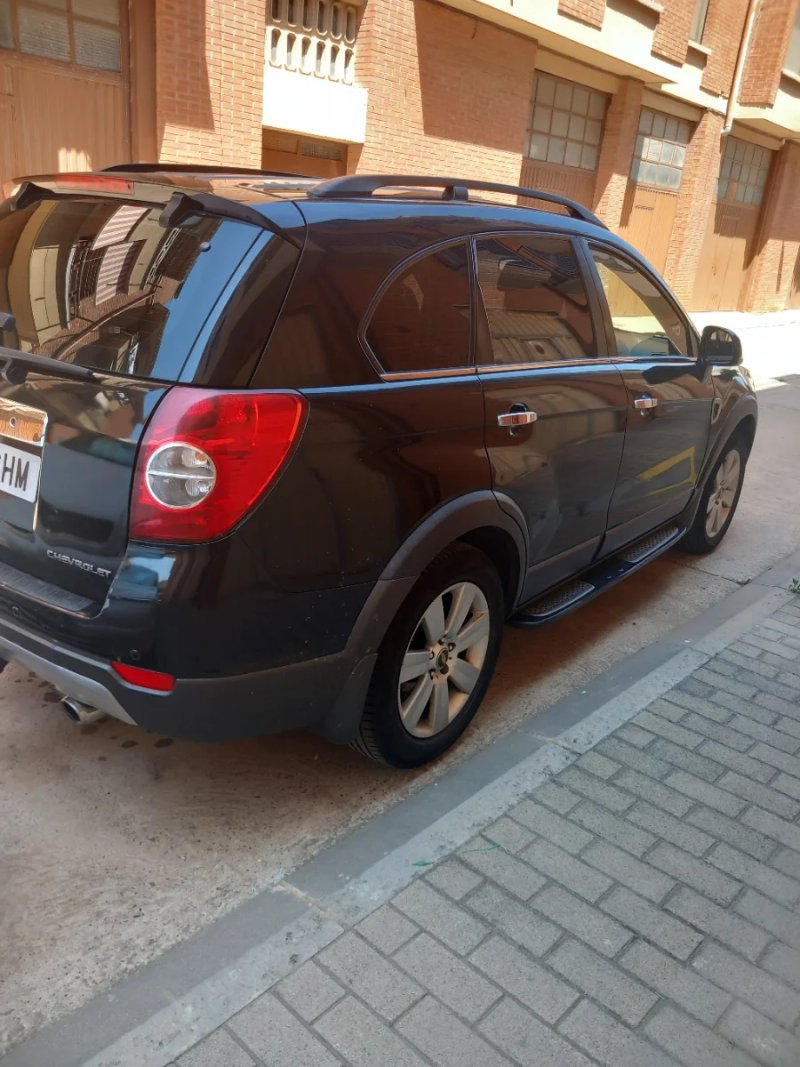 Chevrolet Captiva 2008 - foto 1