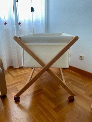 Minicuna de tela con ruedas + colchón