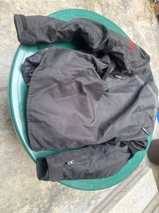 Chaqueta de moto negra