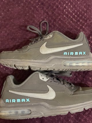 Nike Air Max Originales Grises y Negra mate