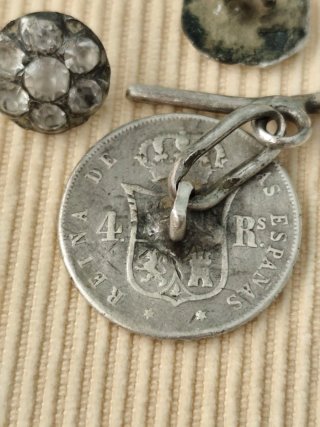 3 Botones Antiguos Plata