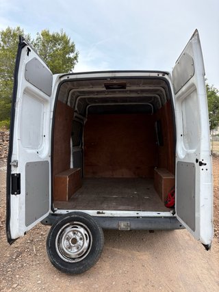 Ford Transit 2009