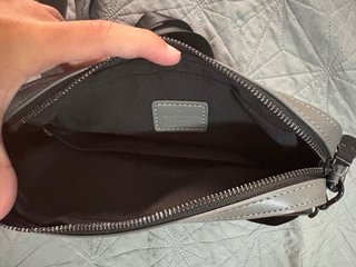 Bandolera Louis Vuitton Gris