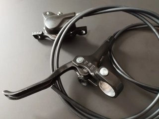 Frenos Shimano MT200