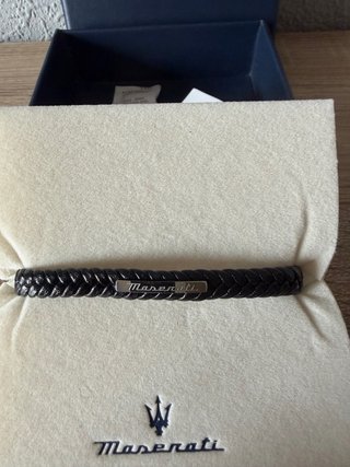 Pulsera Maserati Trenzada Negra y Plateada