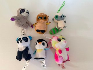 Lotto 14 pupazzetti di peluche