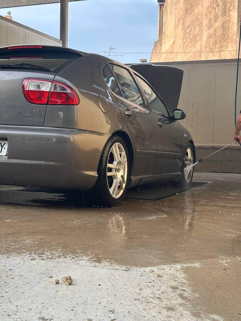 SEAT Leon 2004 - foto 1