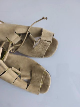 Sandalias Bimba y Lola Beige