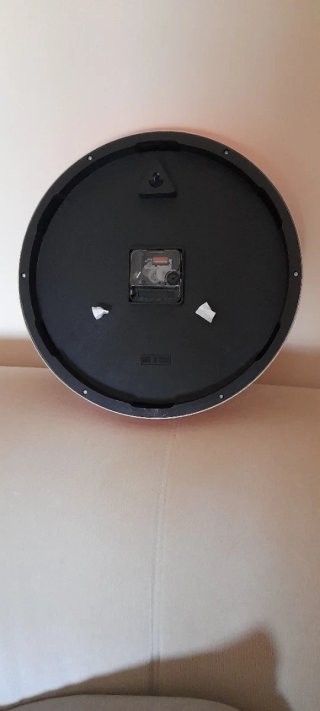Reloj de pared naranja QUO Quartz