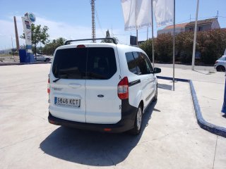 Ford Transit Courier 2017