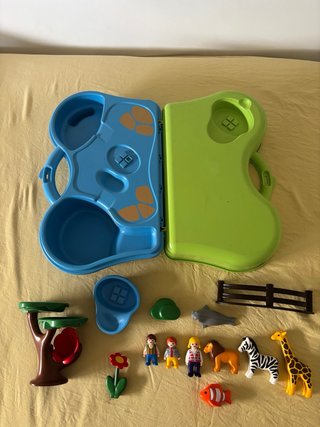 Maletín Zoo Playmobil bebés