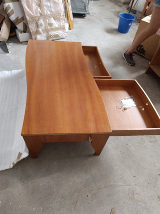 Mesa de centro de madera