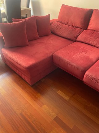 Sofá con cheslon